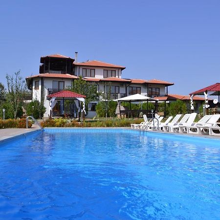 Guest House Misha Petrevene Esterno foto
