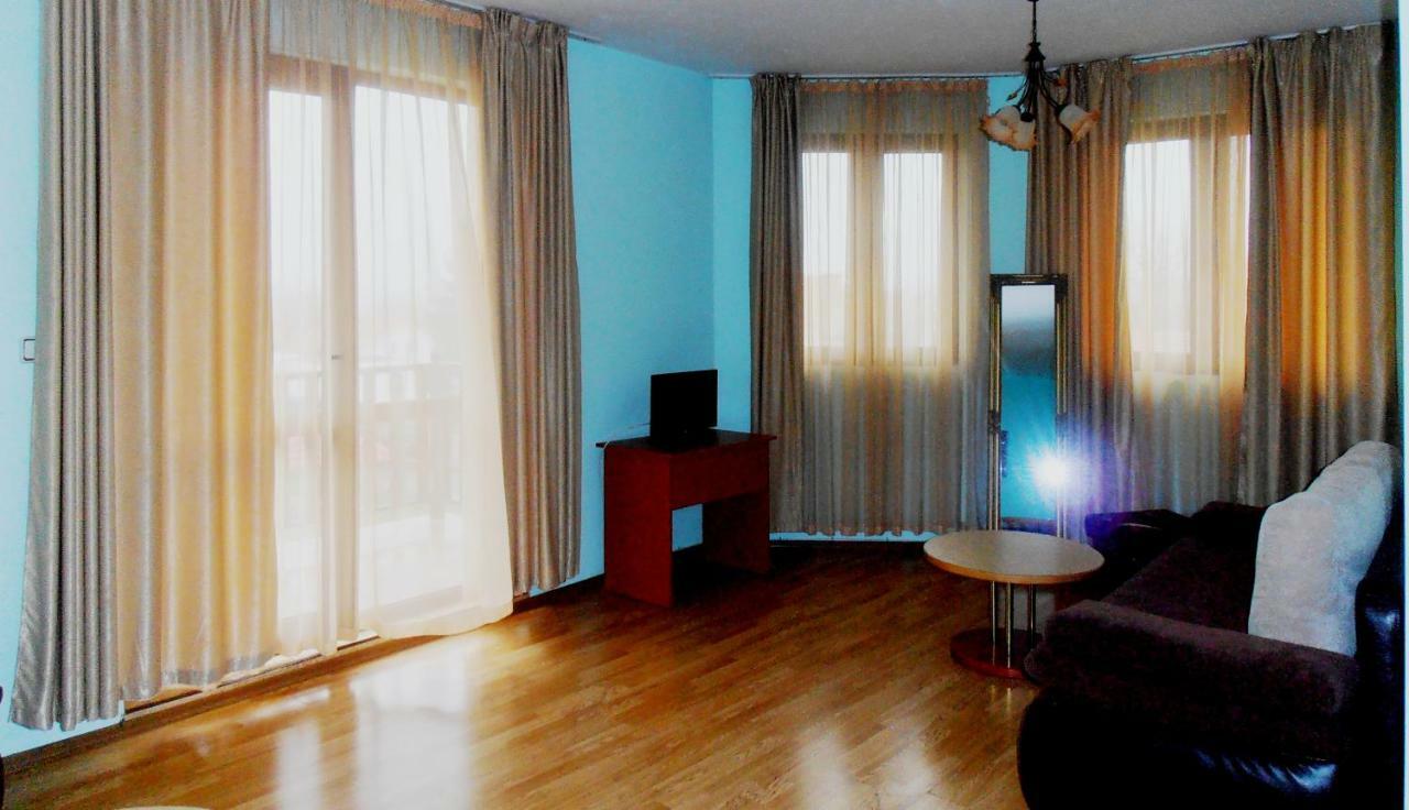 Guest House Misha Petrevene Esterno foto