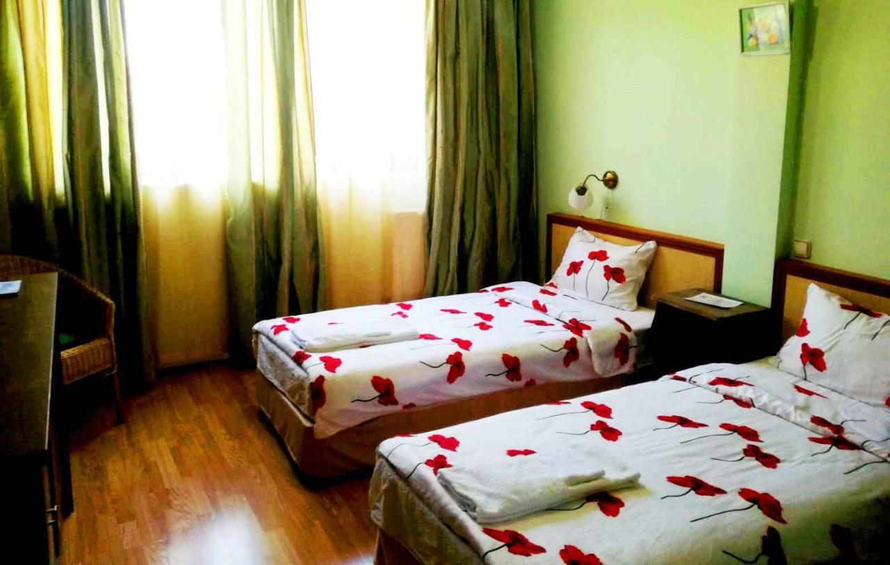 Guest House Misha Petrevene Esterno foto